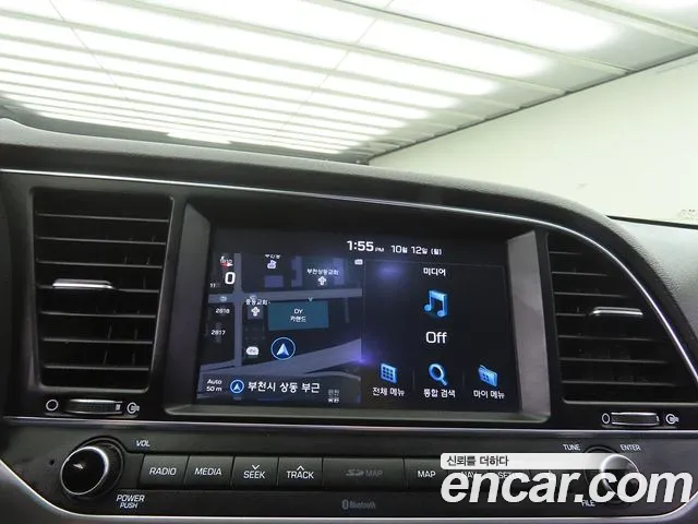 Hyundai Avante — фото 13