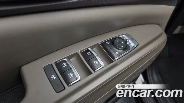 Kia Carnival — фото 27