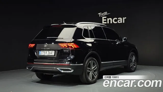Volkswagen Tiguan — фото 2