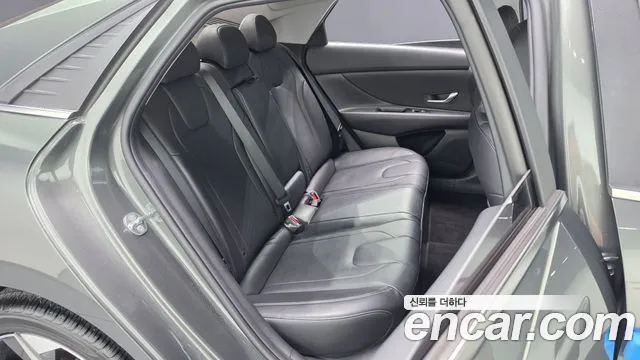Hyundai Avante — фото 11