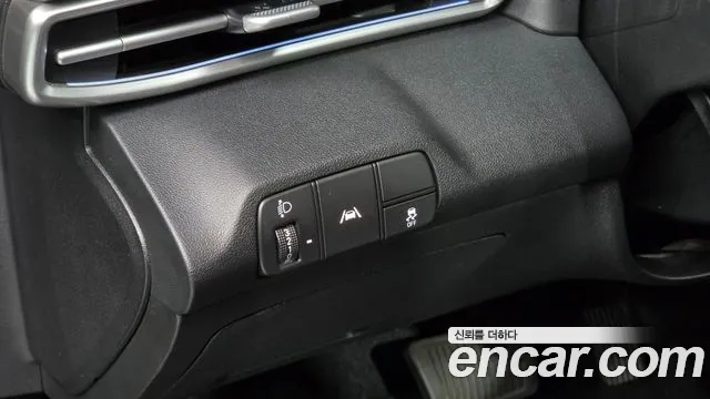 Hyundai Avante — фото 17