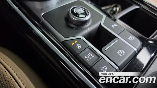 Kia Sorento — фото 17