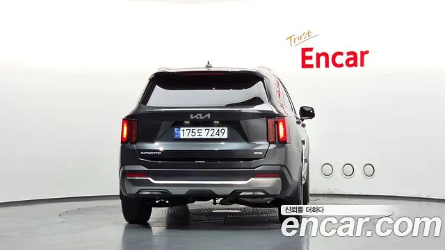 Kia Sorento — фото 4