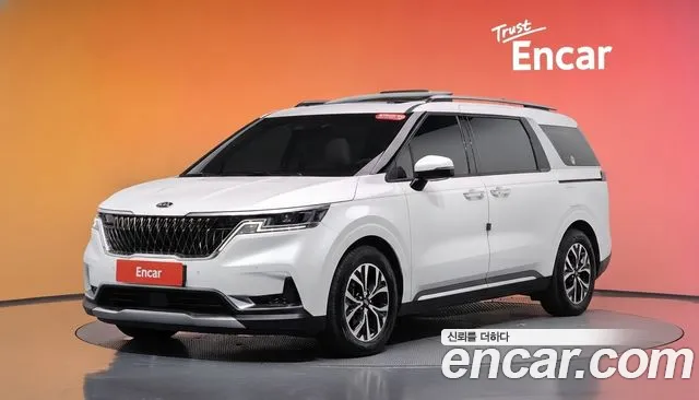 Kia Carnival — фото 20