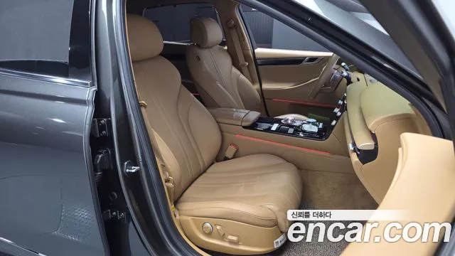 Genesis G80 — фото 27