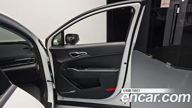 Kia Sportage — фото 24