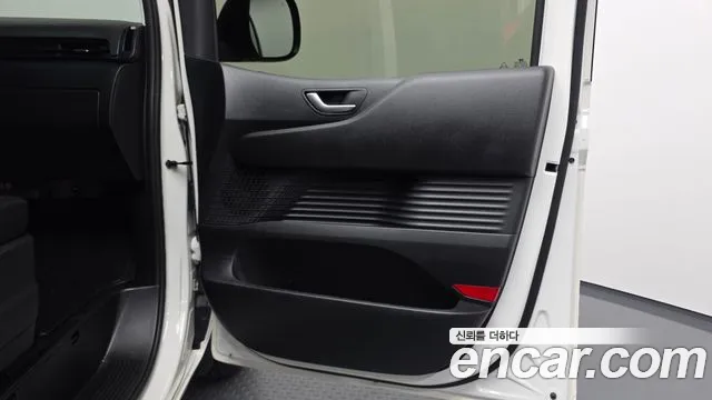 Hyundai Staria — фото 25