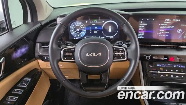 Kia Carnival — фото 13