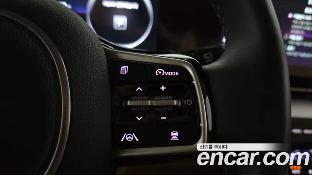 Kia Carnival — фото 18