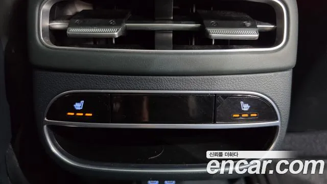 Genesis GV70 — фото 19