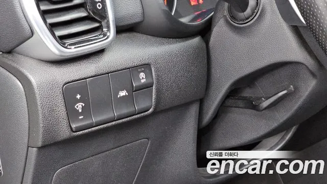 Kia Sportage — фото 12