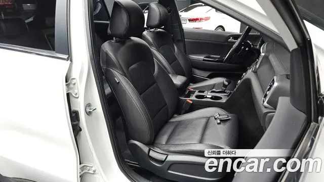 Kia Sportage — фото 26