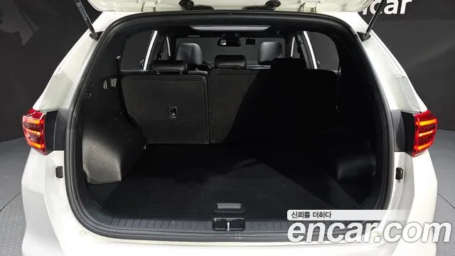 Kia Sportage — фото 32