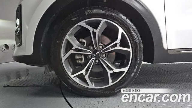 Kia Sportage — фото 4