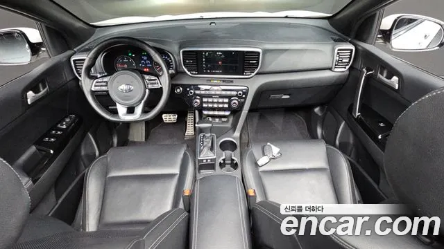 Kia Sportage — фото 6