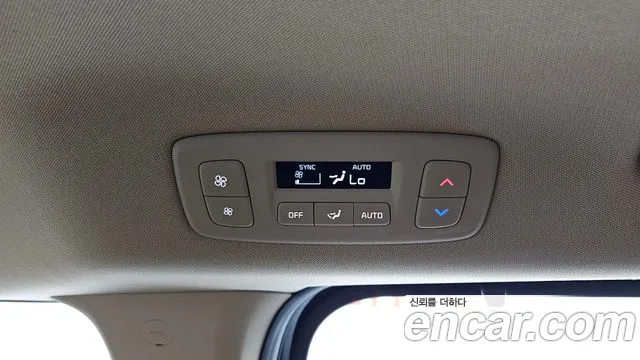 Kia Carnival — фото 32