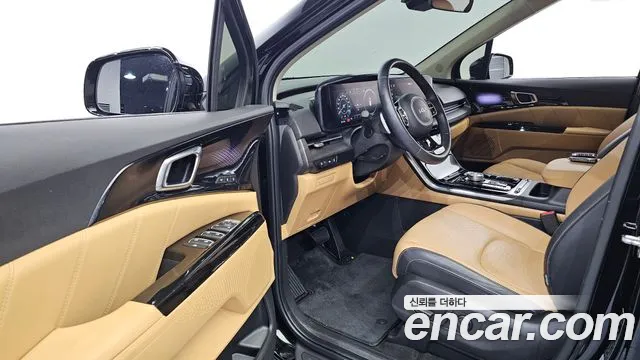 Kia Carnival — фото 10