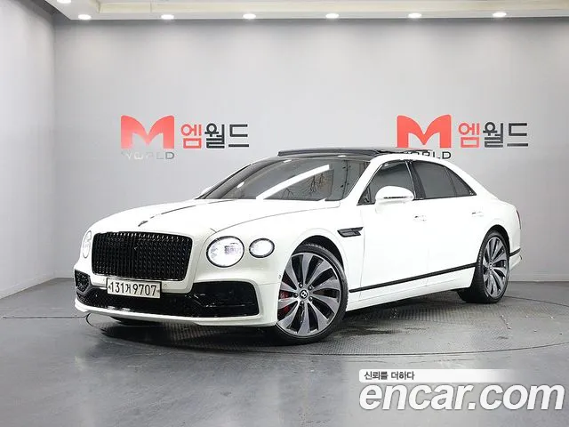 Bentley Flying Spur — фото 1