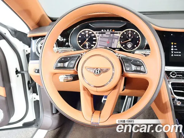 Bentley Flying Spur — фото 14