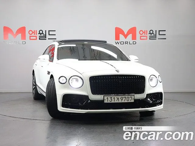Bentley Flying Spur — фото 3