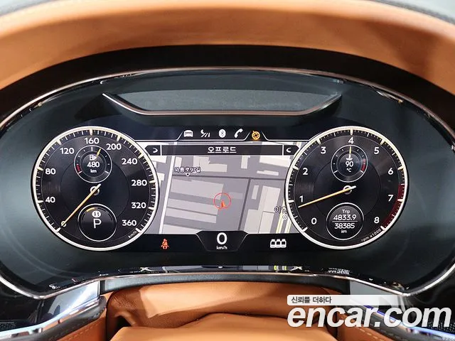 Bentley Flying Spur — фото 8