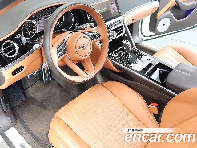 Bentley Flying Spur — фото 10