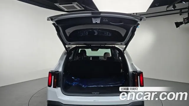 Kia Sorento — фото 18