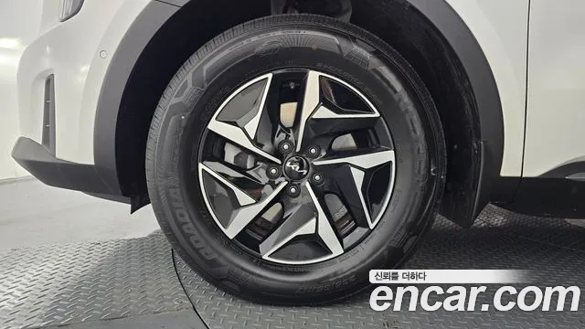 Kia Sorento — фото 5