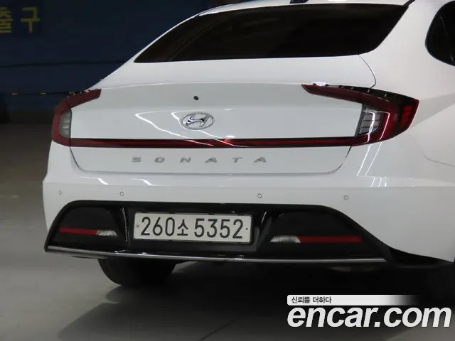 Hyundai Sonata — фото 17