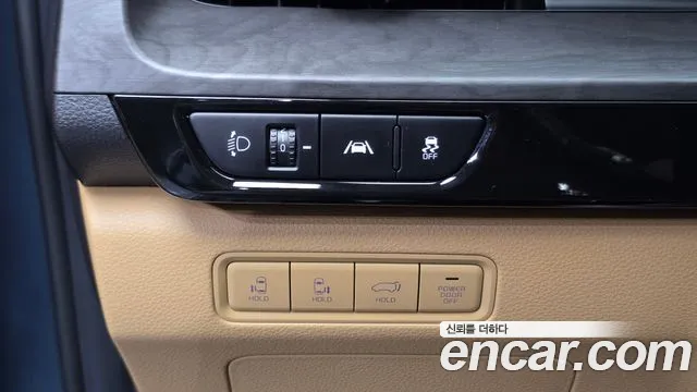 Kia Carnival — фото 18