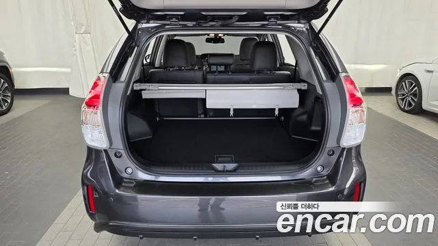 Toyota Prius — фото 16