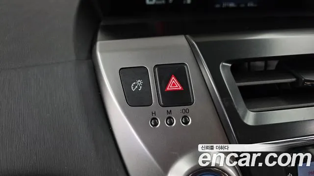Toyota Prius — фото 20