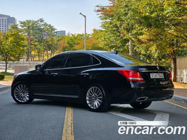 Hyundai Equus — фото 20