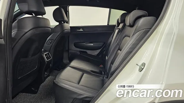 Kia Sportage — фото 26