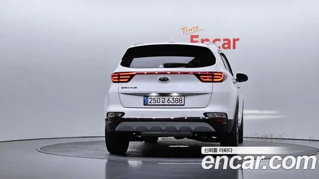 Kia Sportage — фото 4