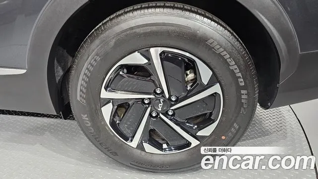 Kia Sportage — фото 21