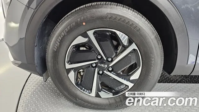 Kia Sportage — фото 5