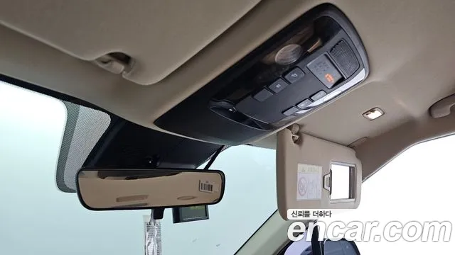 Kia Carnival — фото 27