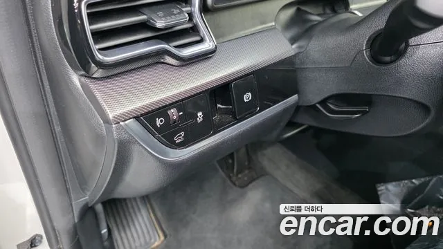 Kia Sportage — фото 16