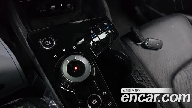 Kia Sportage — фото 9