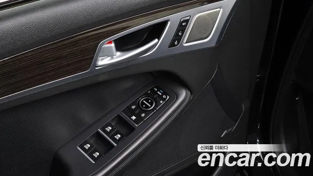 Genesis G80 — фото 16