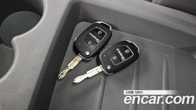 Hyundai Starex — фото 16