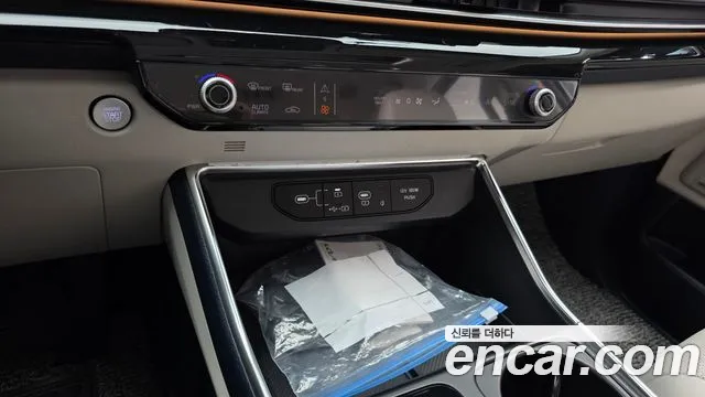 Kia Carnival — фото 18