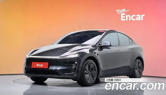Tesla Model Y — фото 20