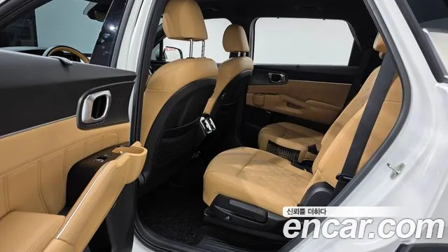 Kia Sorento — фото 11