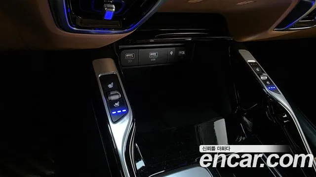 Kia Sorento — фото 17
