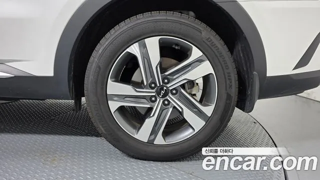 Kia Sorento — фото 21