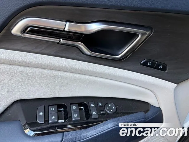 Kia Sportage — фото 15