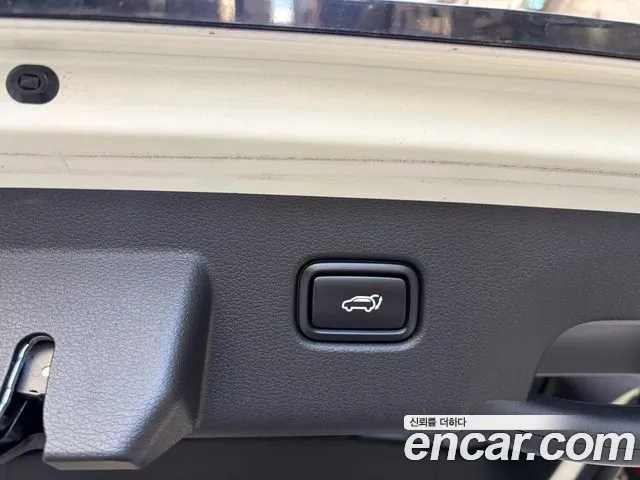 Kia Sportage — фото 17