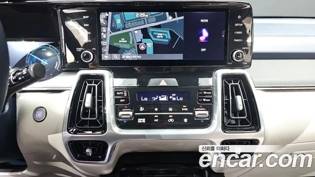 Kia Sorento — фото 13